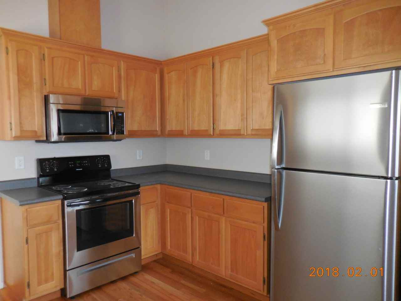 706 Isherwood Dr - Photo 2 of 9