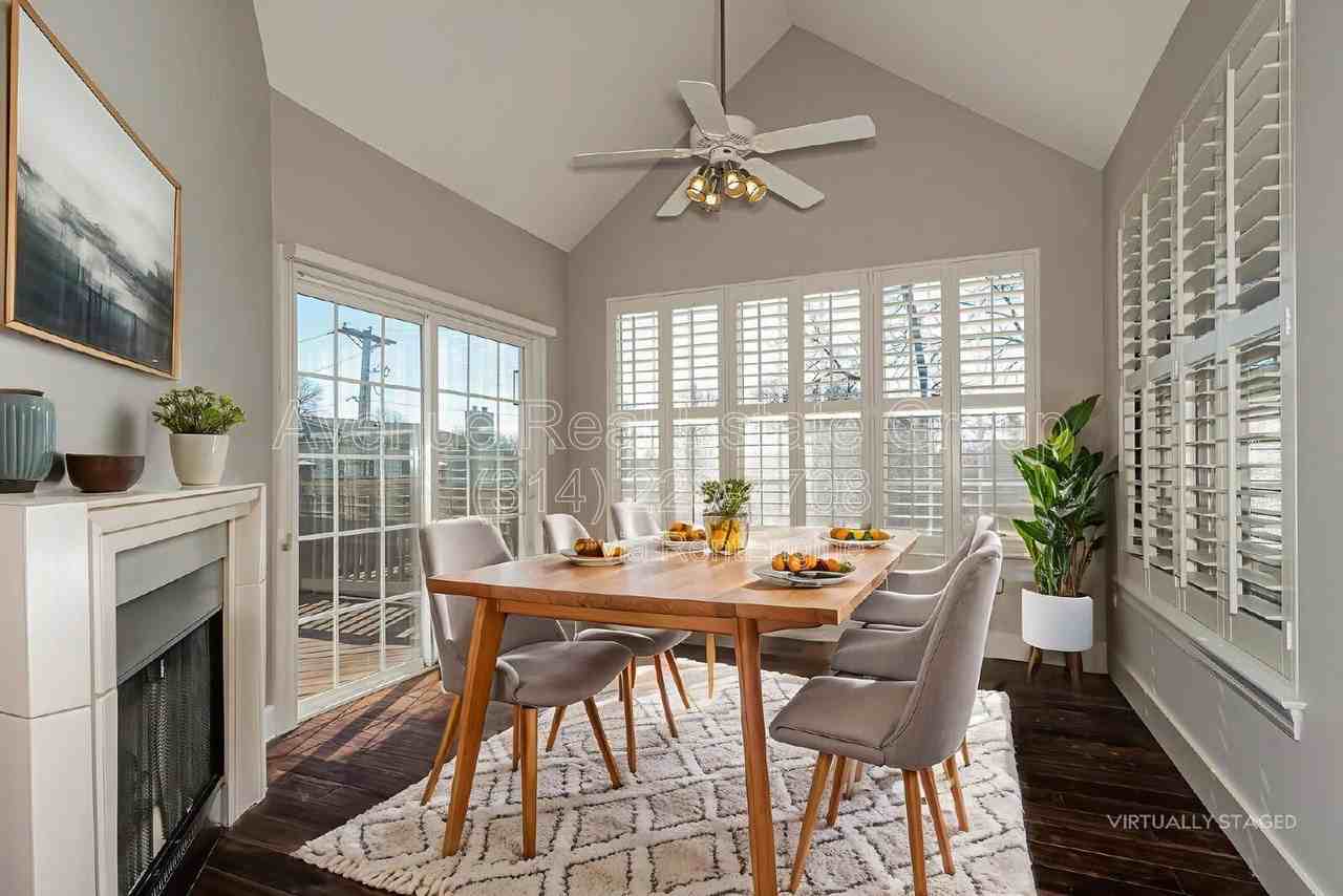 8914 Hilltop Manor Dr - Photo 7 of 29