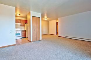 411 Stratford Way - Photo 1 of 1