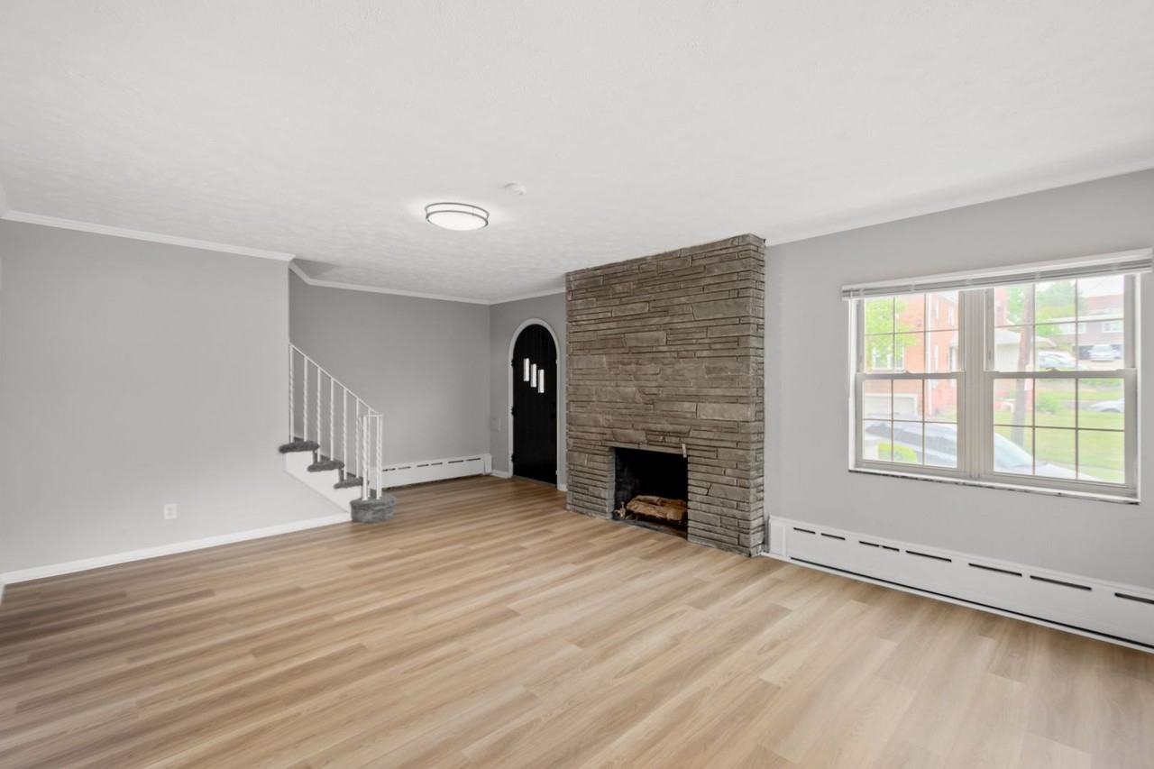 2824 Morlock St - Photo 3 of 22