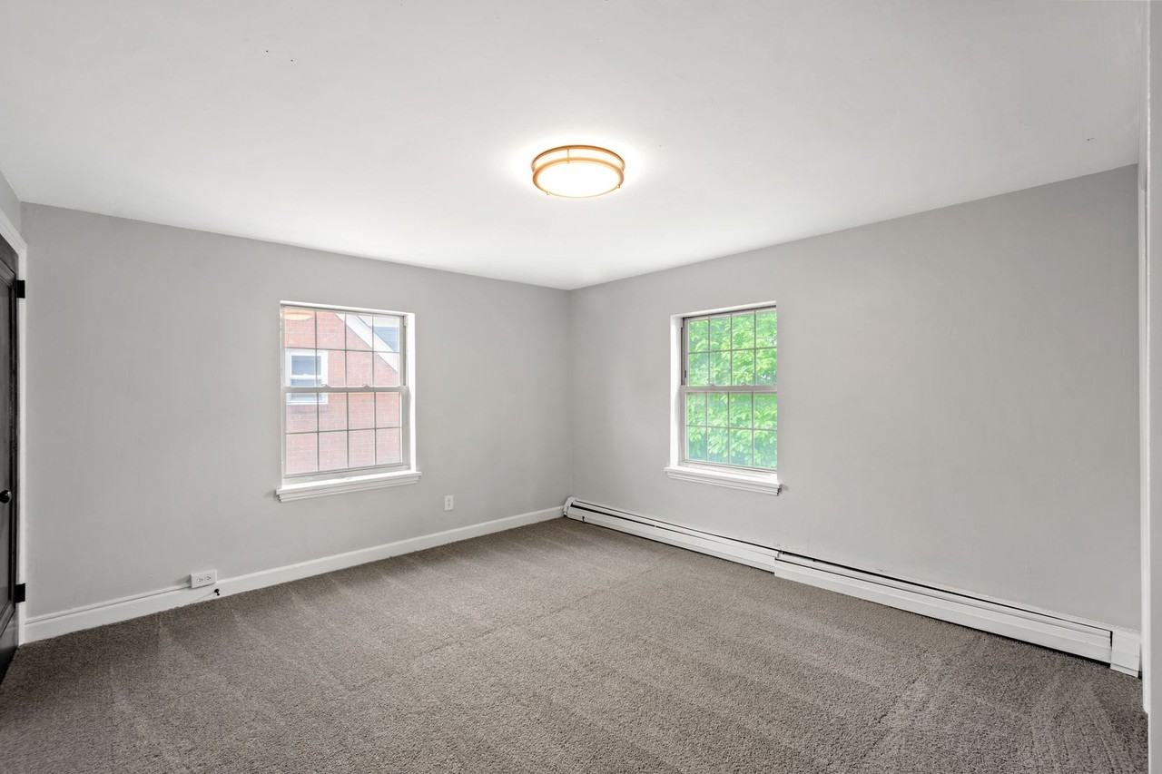 2824 Morlock St - Photo 7 of 22