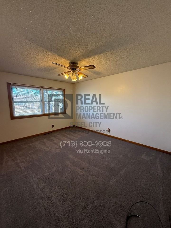 1813 Iroquois Rd - Photo 5 of 14