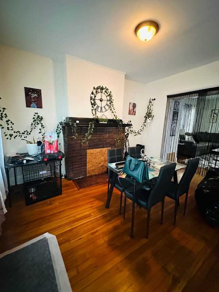 3417 Delaware Ave - Photo 6 of 27