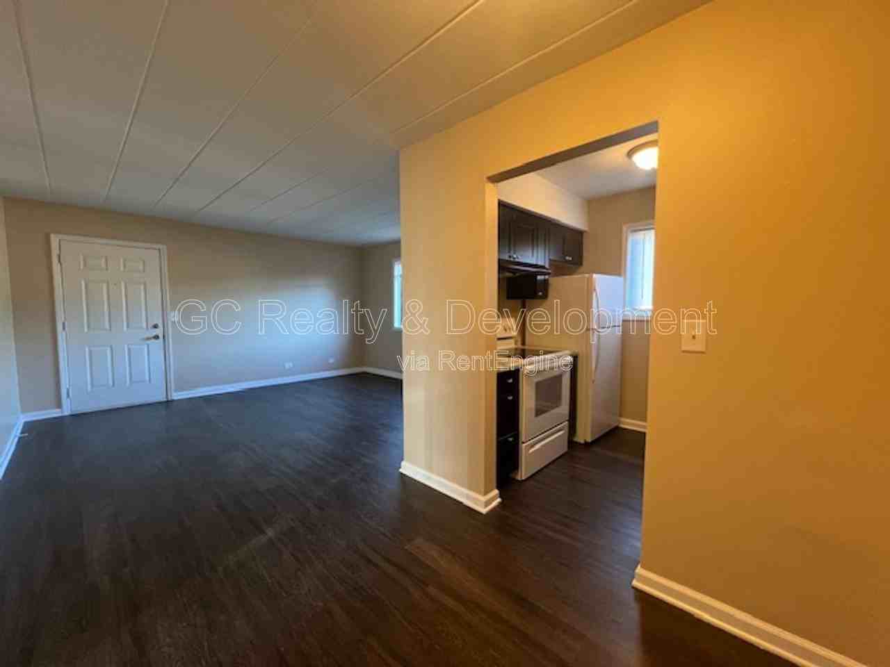 346 Wilson Ave #346C - Photo 5 of 13