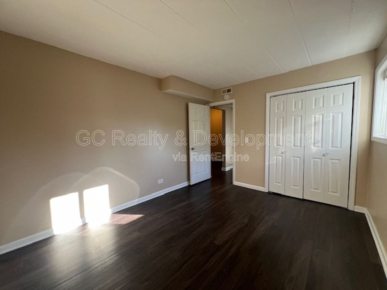 346 Wilson Ave #346C - Photo 7 of 13