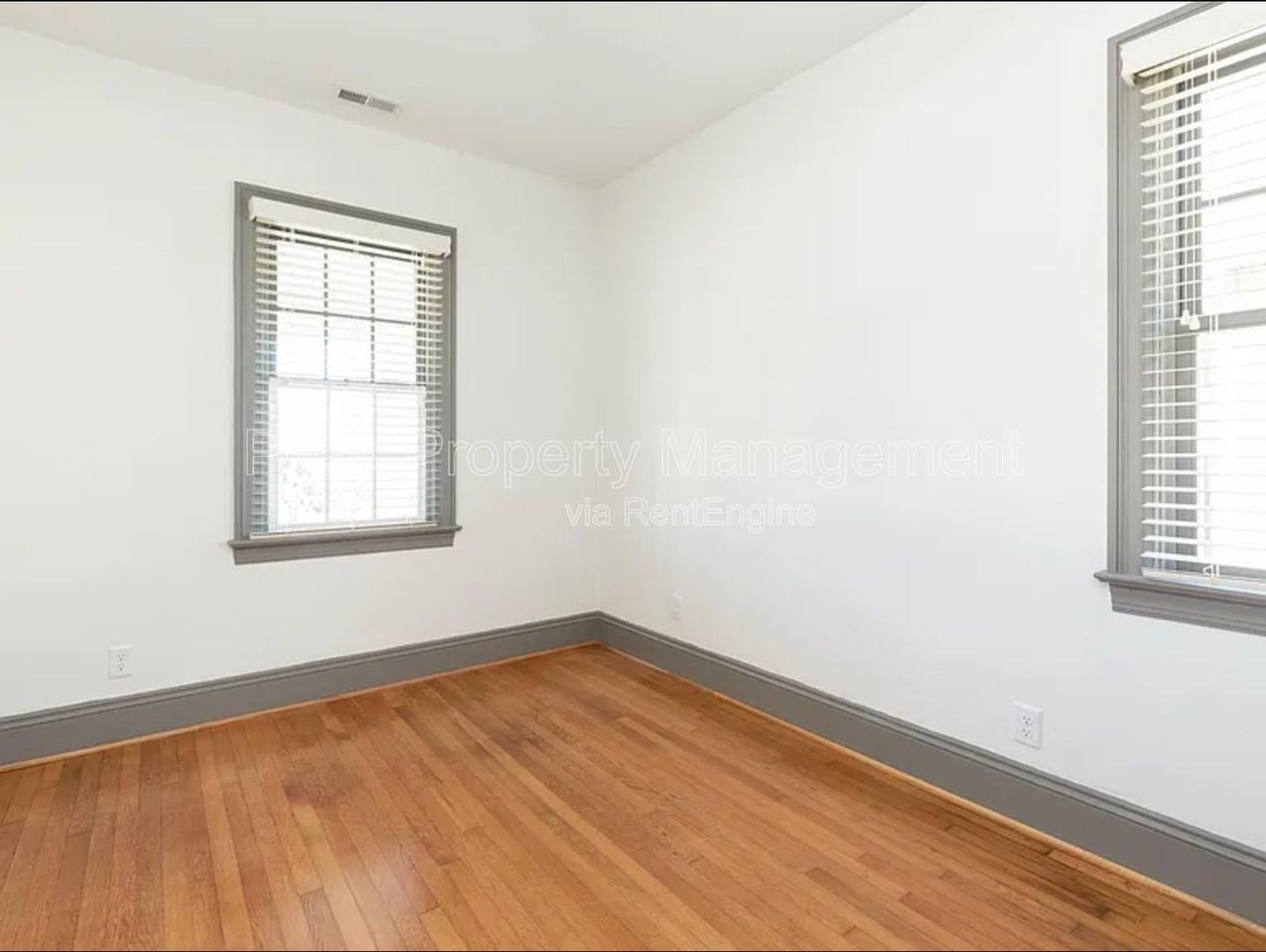 2010 Maury St - Photo 7 of 18