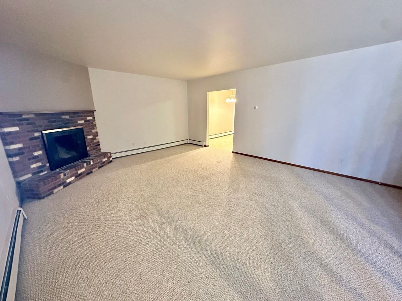 745 Nyssa Dr - Photo 2 of 16