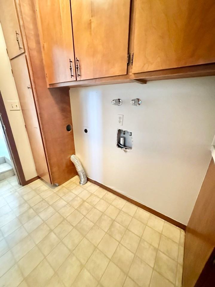 745 Nyssa Dr - Photo 6 of 16