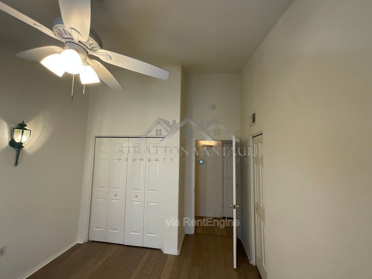 10401 N 52nd St #226 - Photo 5 of 12