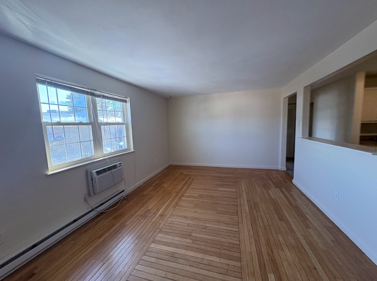 740 Central St - Photo 7 of 8