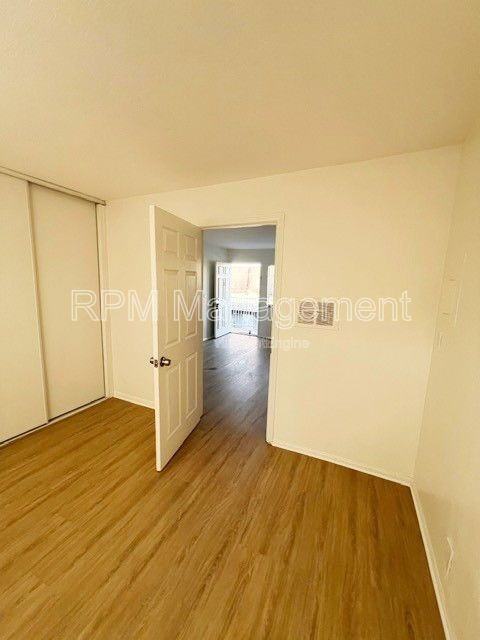 6624 Sylmar Ave #11 - Photo 5 of 11