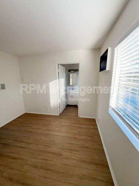 6624 Sylmar Ave #11 - Photo 6 of 11