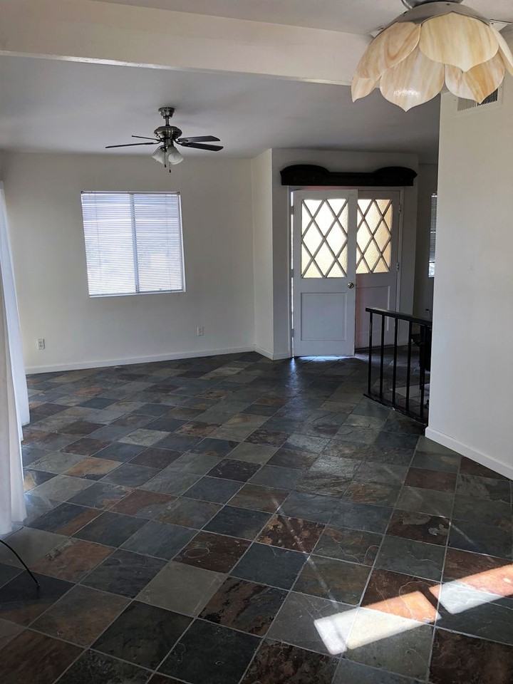 8680 Star Ln - Photo 6 of 17