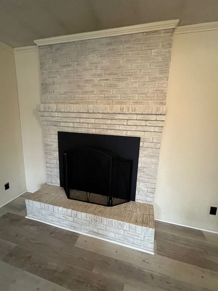 1758 Locke Ln - Photo 7 of 8