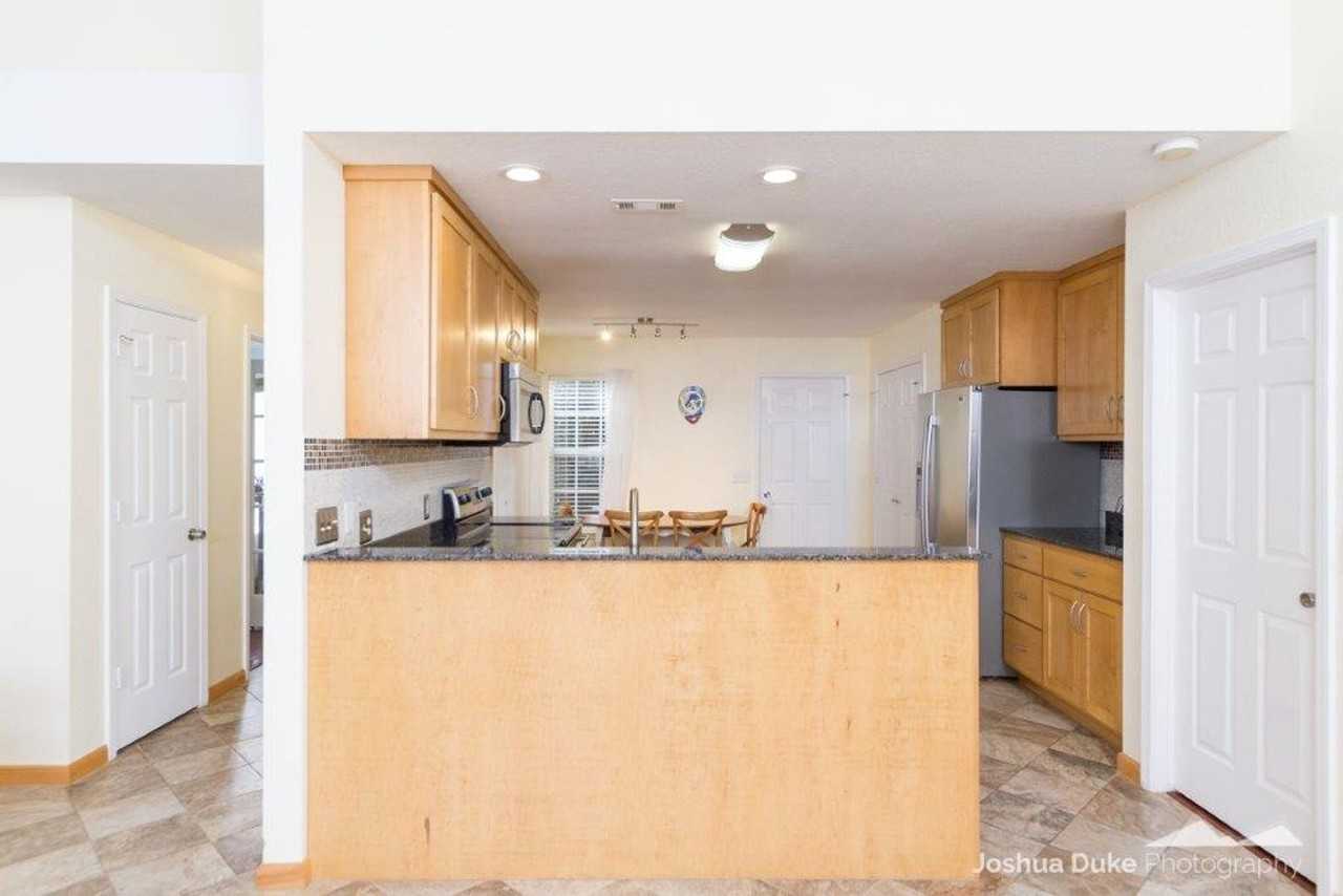 1618 N Jordan Ln - Photo 7 of 28