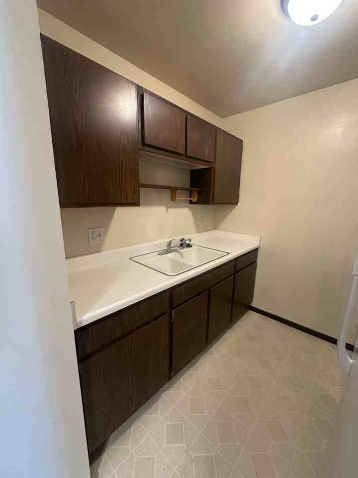 8825 41st Ave #17 - Photo 3 of 7