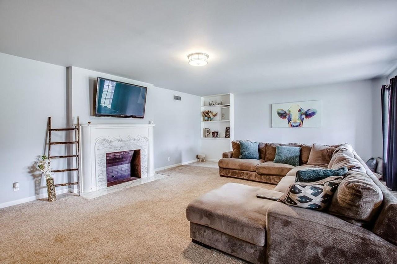 1721 28th St - Photo 2 of 19