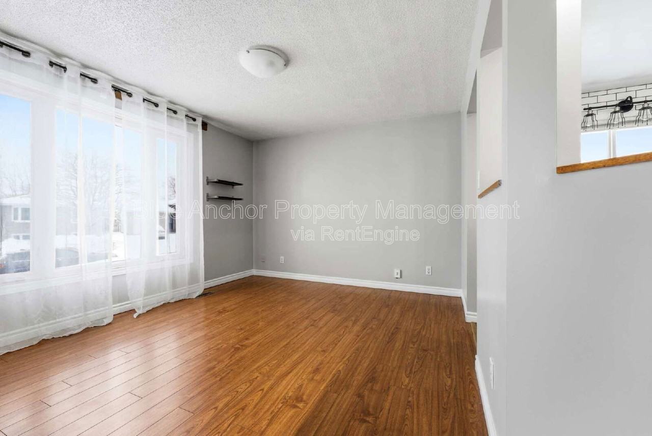 24 Loraine Ave - Photo 3 of 44