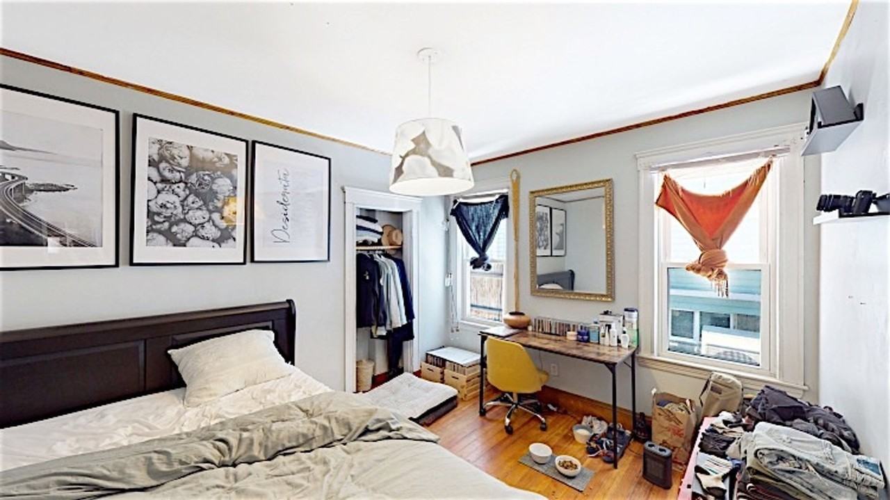 243 Summer St - Photo 5 of 8