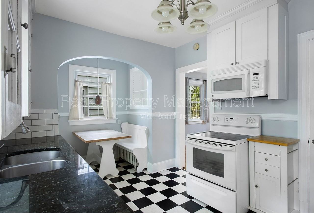 1500 Cedar Ln - Photo 7 of 18