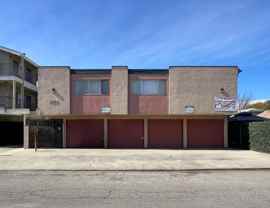 LB1381 - Photo 1 of 1