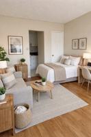 featured image of 132 E Hazel St