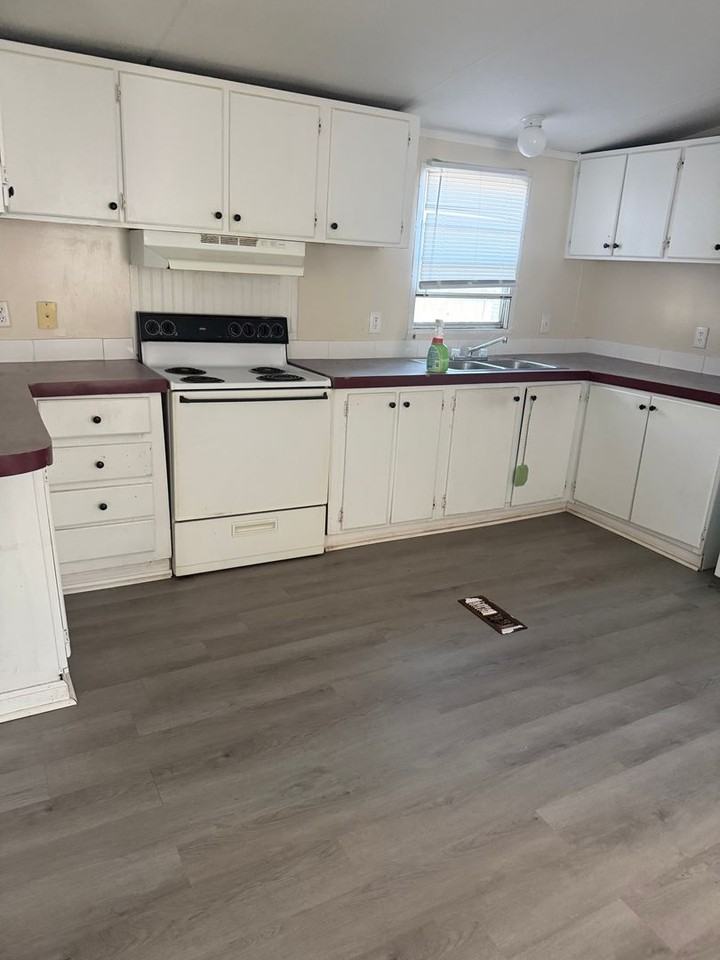 212 R Bar M Ranch Road - Photo 2 of 14