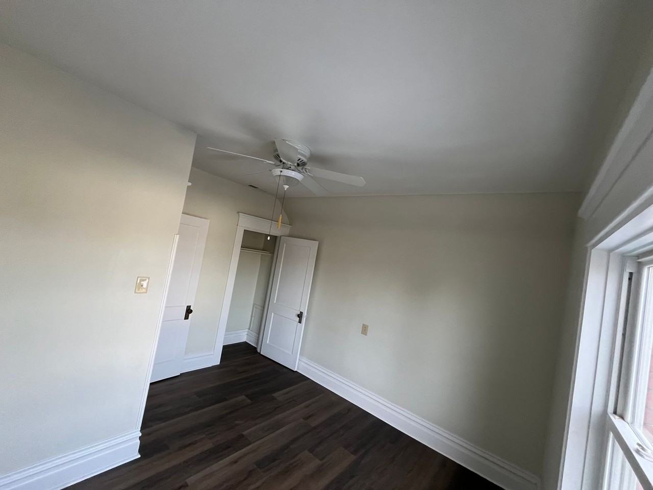 2562 Collis Ave - Photo 4 of 16