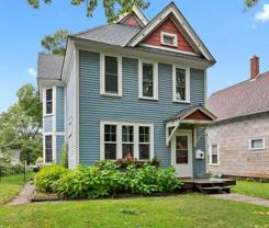 1279 Burr St - Photo 1 of 1