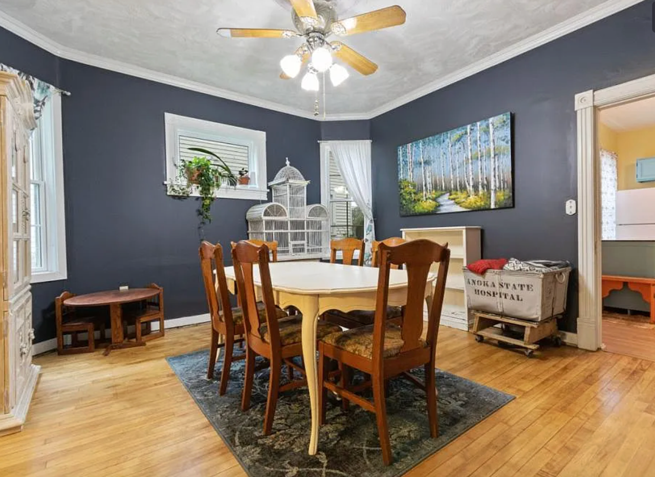 1279 Burr St - Photo 6 of 23