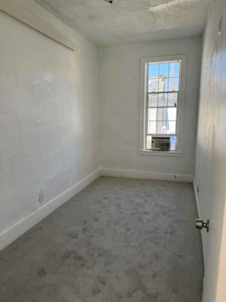 814 N Choctaw Ave - Photo 4 of 4