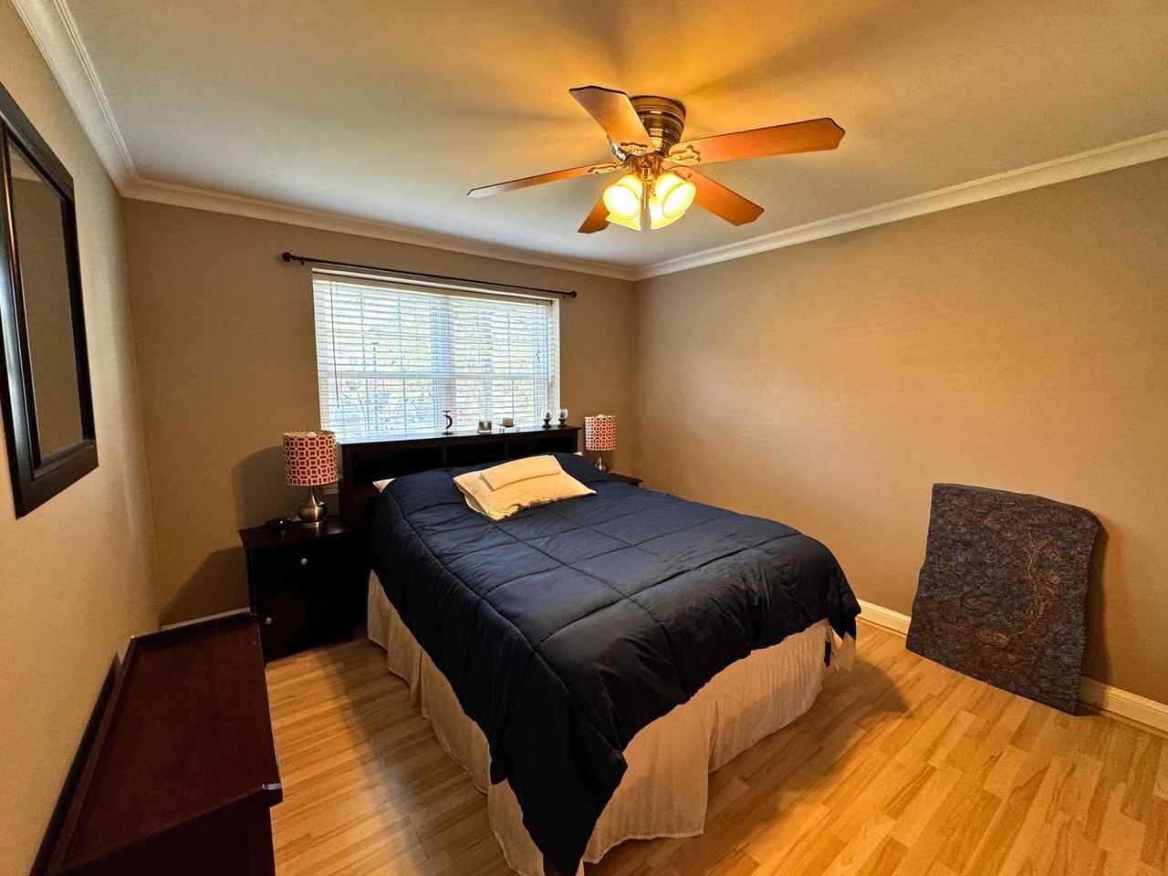 2107 N Scott St - Photo 7 of 18