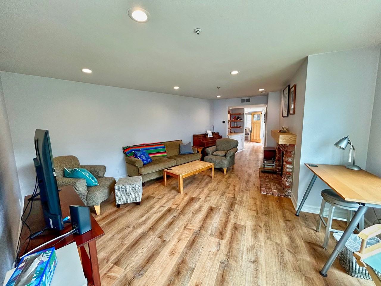 258 W Escalones #F - Photo 7 of 18