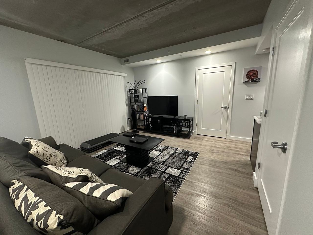 Sadr Big Morse, LLC - Photo 4 of 44