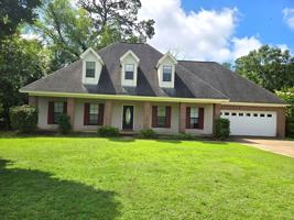 featured image of 1682 Rambling Brook Ln