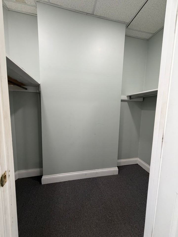 221 S Main St #101 - Photo 2 of 10