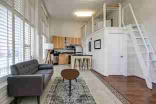 1321 1/2 E Main St - Photo 1 of 1