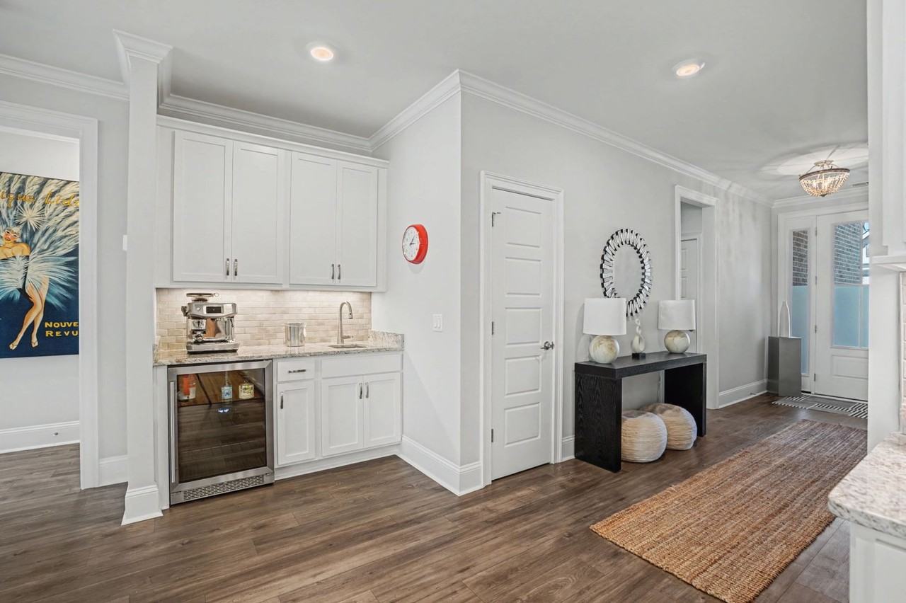 120 Hope Ln - Photo 7 of 38