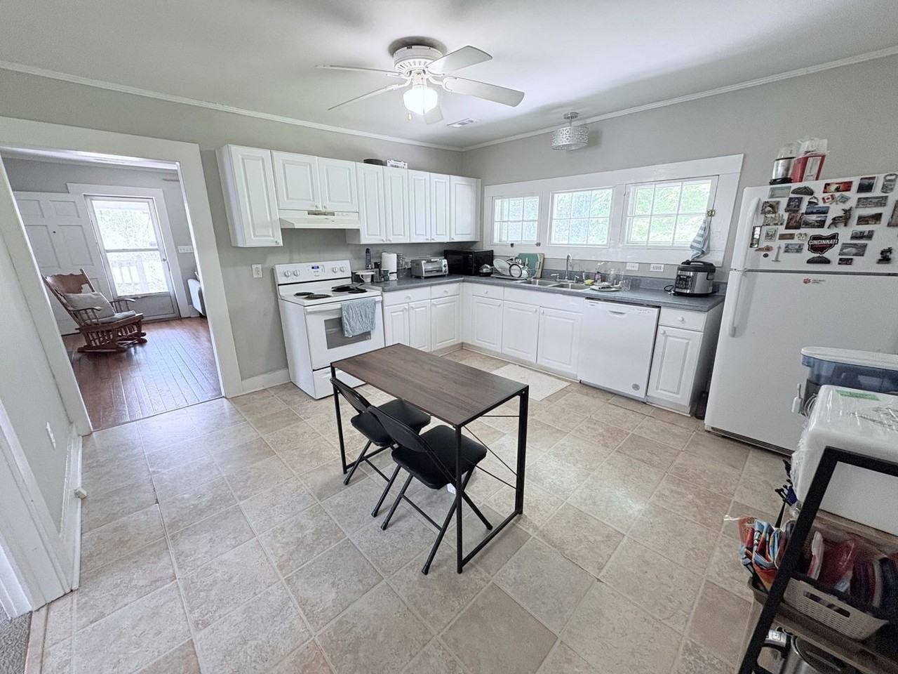 102 Old Central Rd - Photo 5 of 11