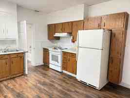 featured image of 225 N 3rd St