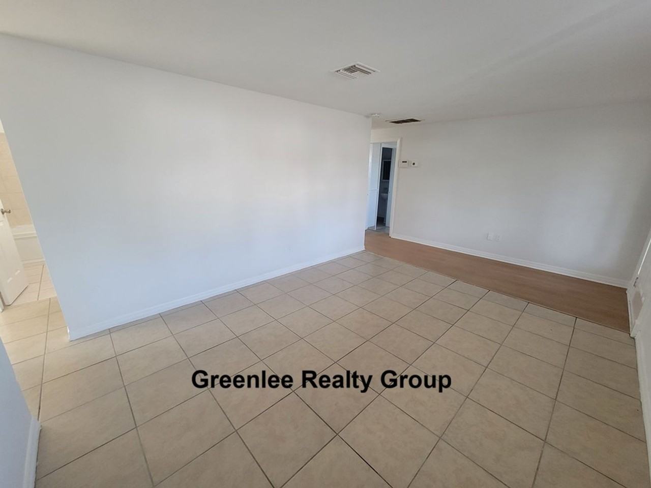 1535 Toledo St - Photo 4 of 23