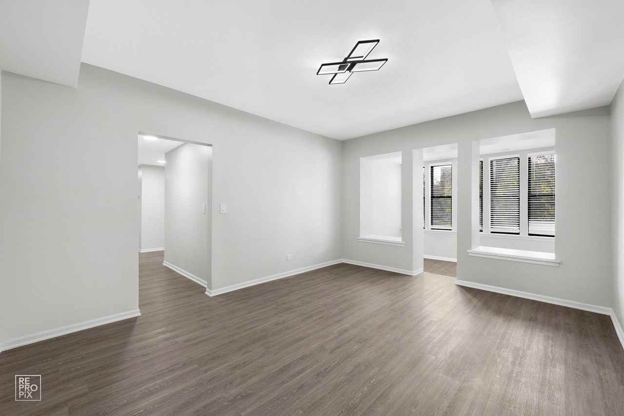 5047 S St Lawrence Ave 600 E 51st St Chicago, IL 60615 - Photo 2 of 44