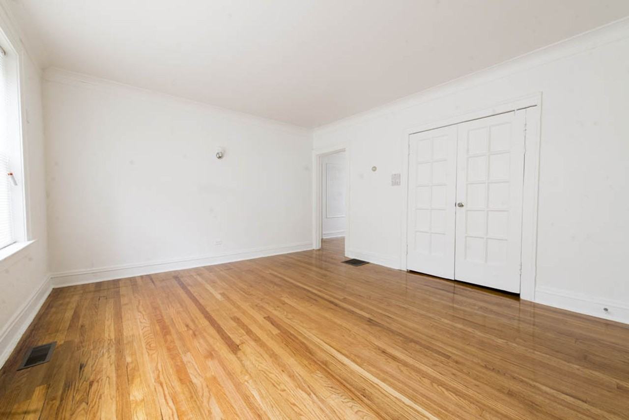 7201 S Calumet Ave 345 - Photo 5 of 21