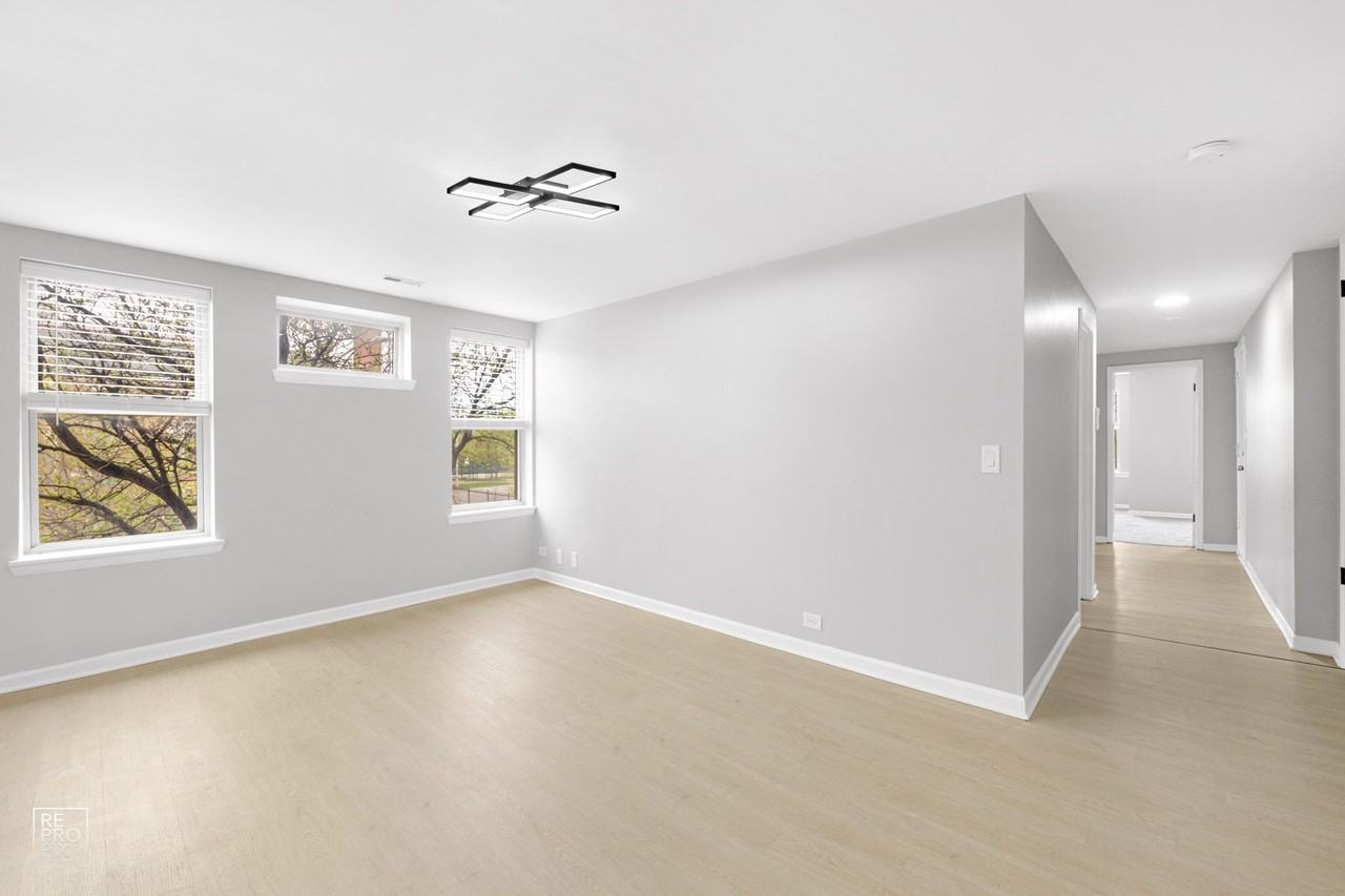 423-25 N Central Ave Chicago, IL 60644 - Photo 4 of 19