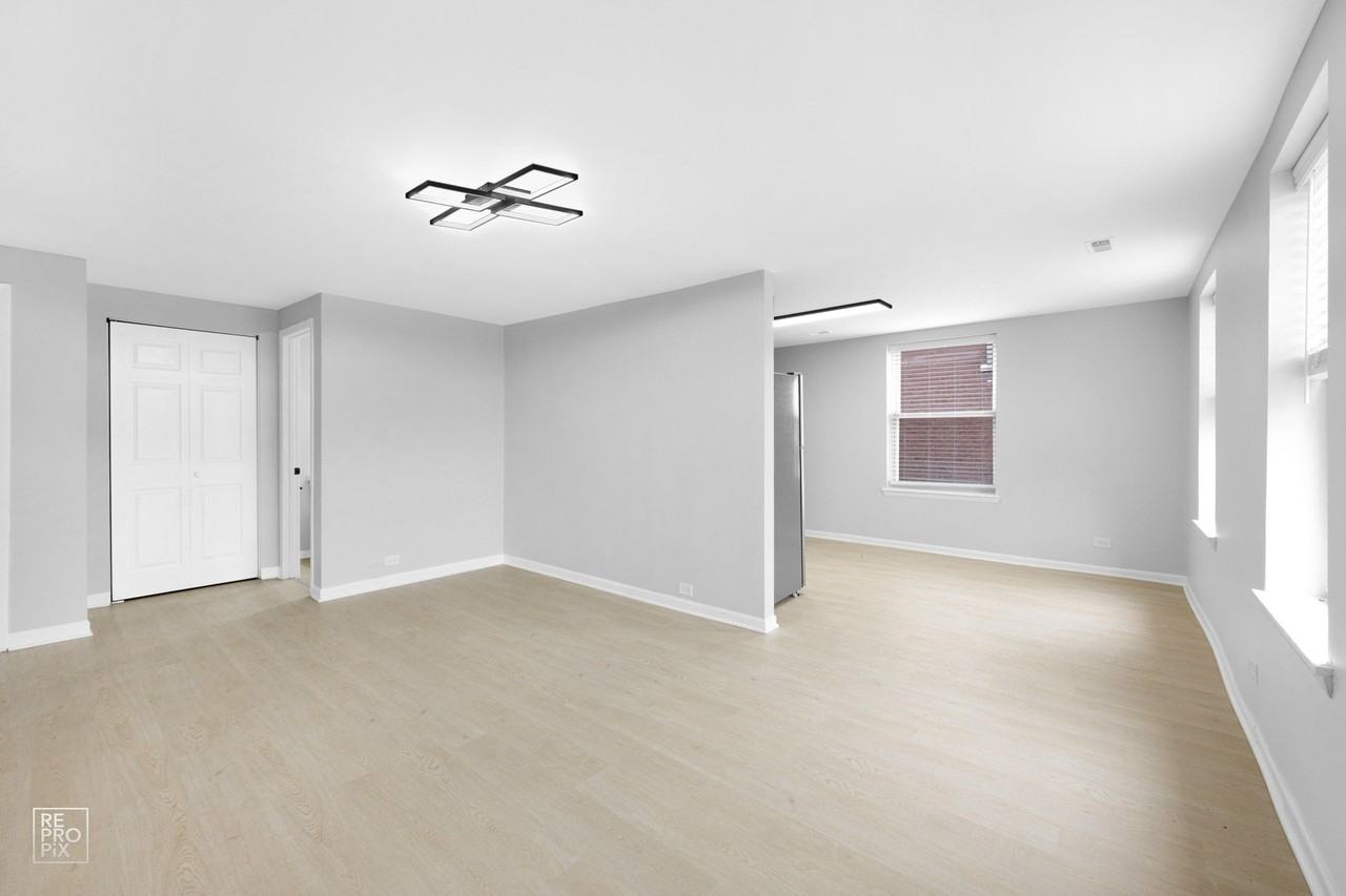 423-25 N Central Ave Chicago, IL 60644 - Photo 5 of 19