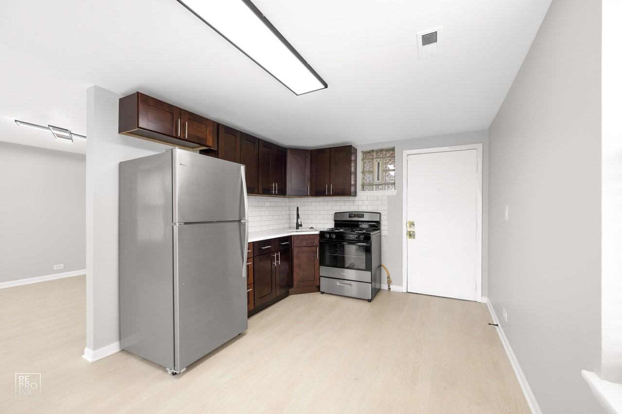 423-25 N Central Ave Chicago, IL 60644 - Photo 6 of 19