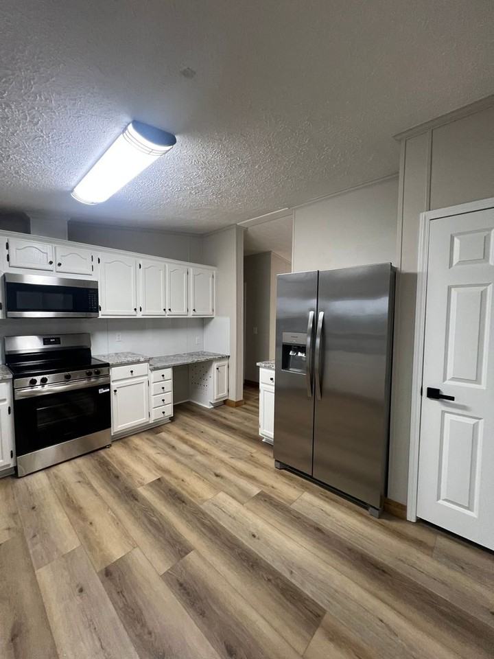 3727 Ficklin Rd - Photo 6 of 20