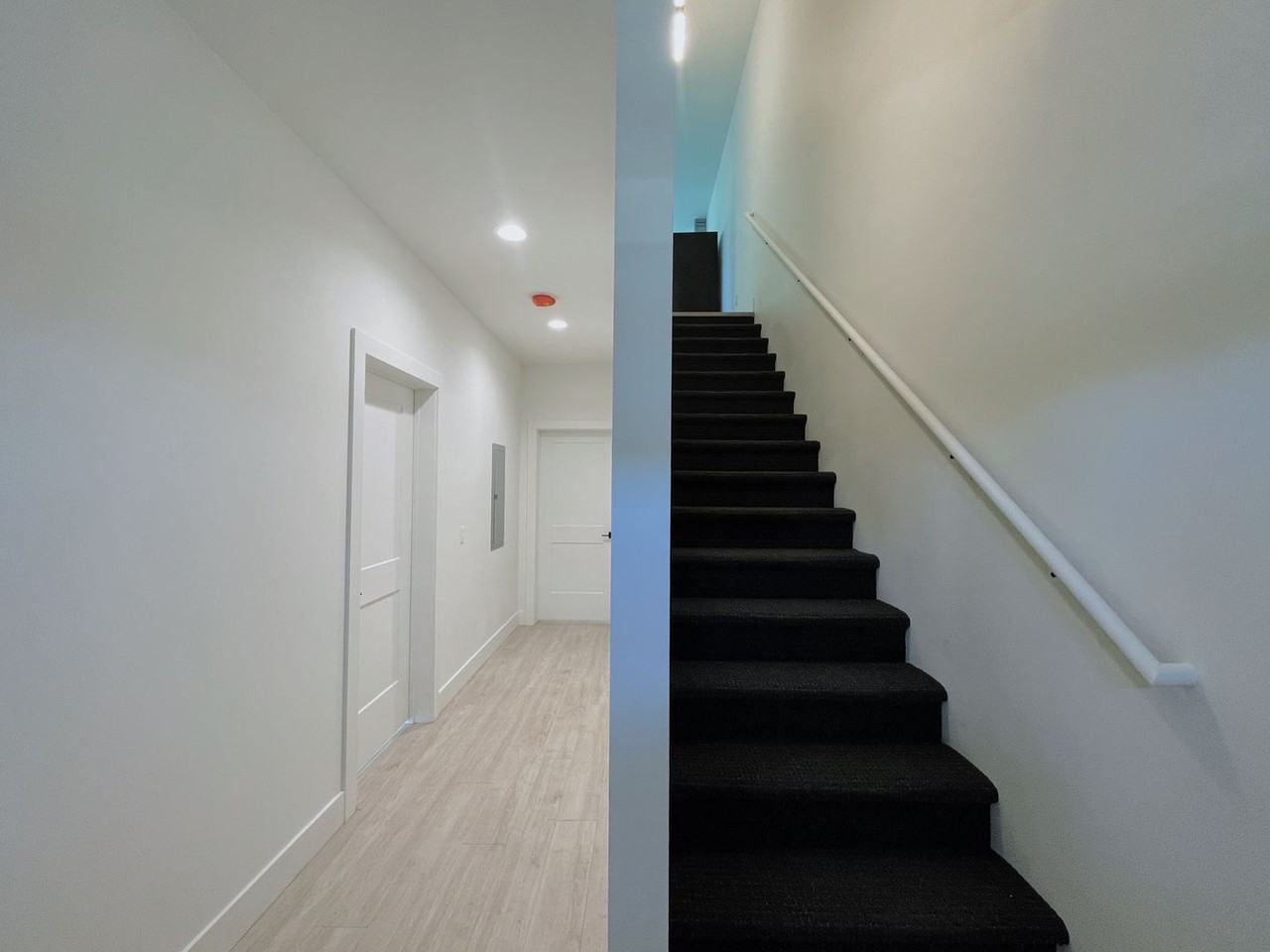 1897 East F Street - Photo 4 of 26
