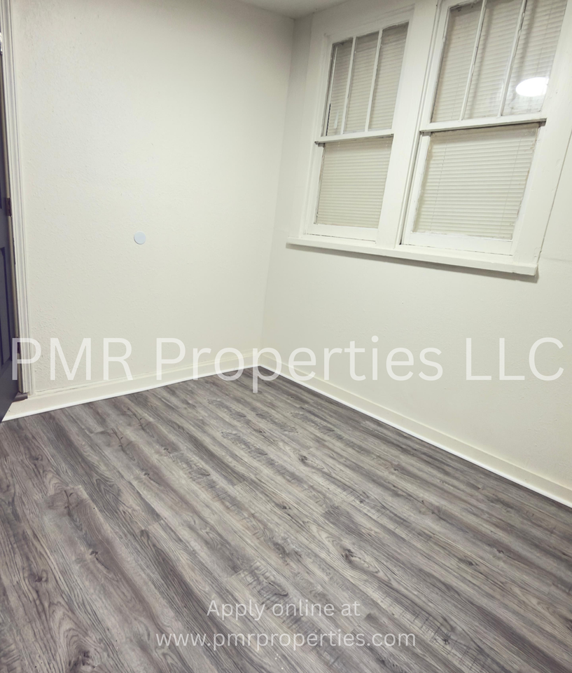 1506 Nw 13th St - Photo 5 of 11