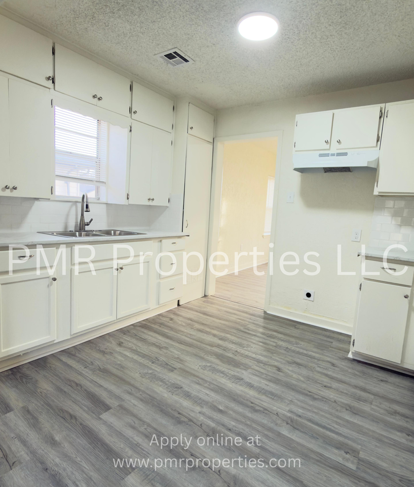 1506 Nw 13th St - Photo 7 of 11